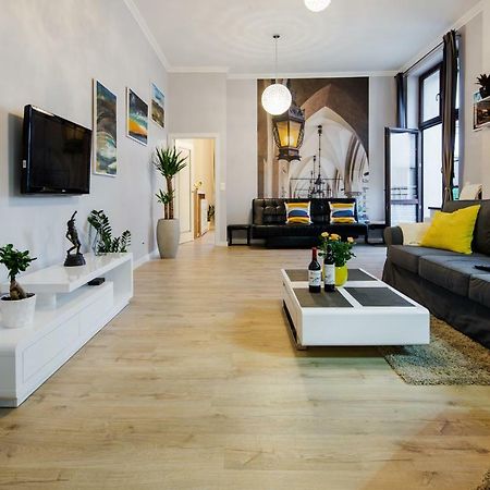 Kings Landing Apartament Krakow Bagian luar foto