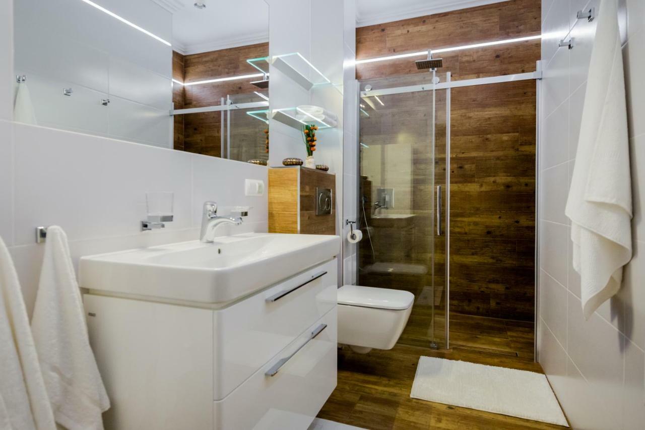 Kings Landing Apartament Krakow Bagian luar foto