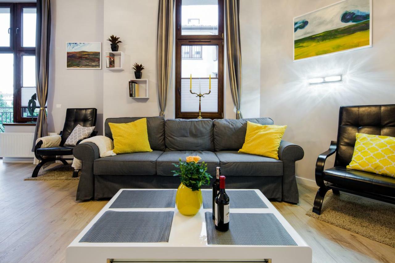 Kings Landing Apartament Krakow Bagian luar foto